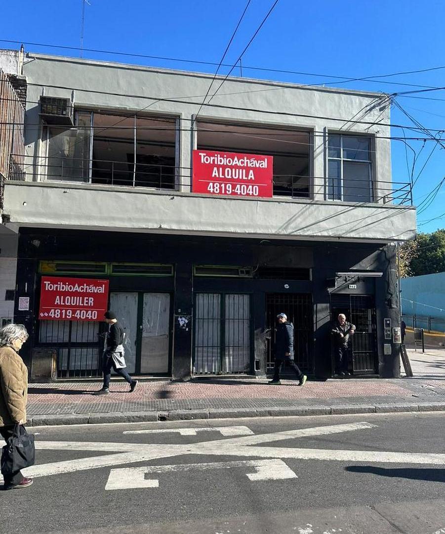 Foto de Local en Alquiler primer piso con entrada independiente sin Expensas ., imagen 1