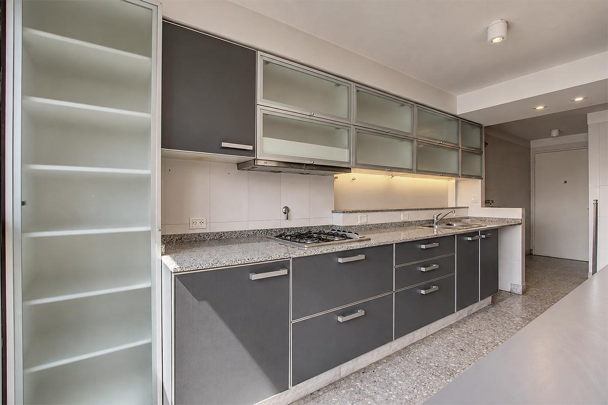 Foto de Departamento 3 ambientes Semipiso Impecable con cochera en torre al, imagen 5