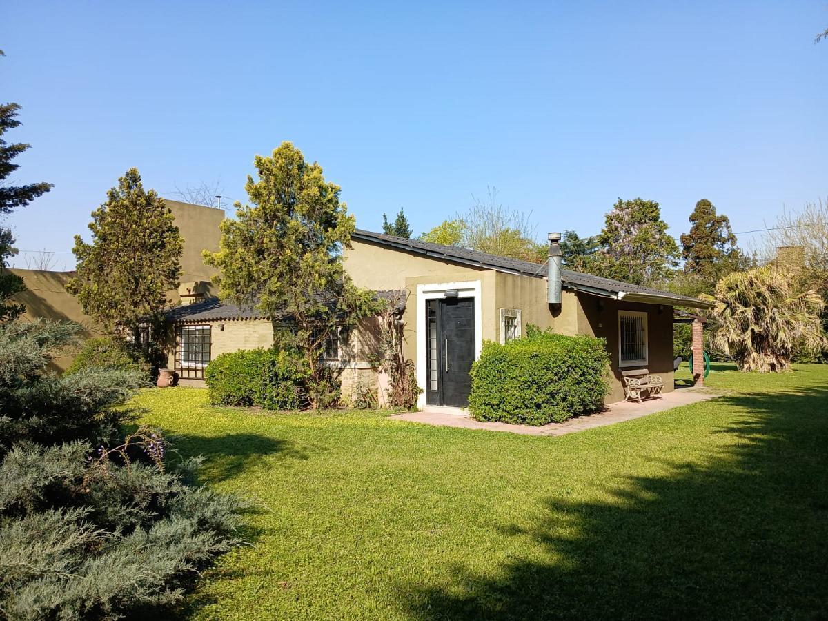 Foto de Casa Quinta de 5 ambientes con amplio terreno, piscina y galería en El, imagen 1