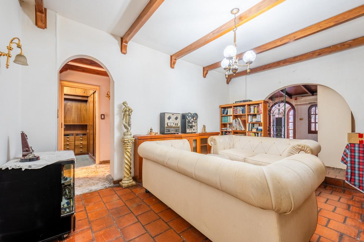 Foto de Venta Departamento 3 ambientes Tipo Casa Gran patio 2 Cocheras Almagro, imagen 3