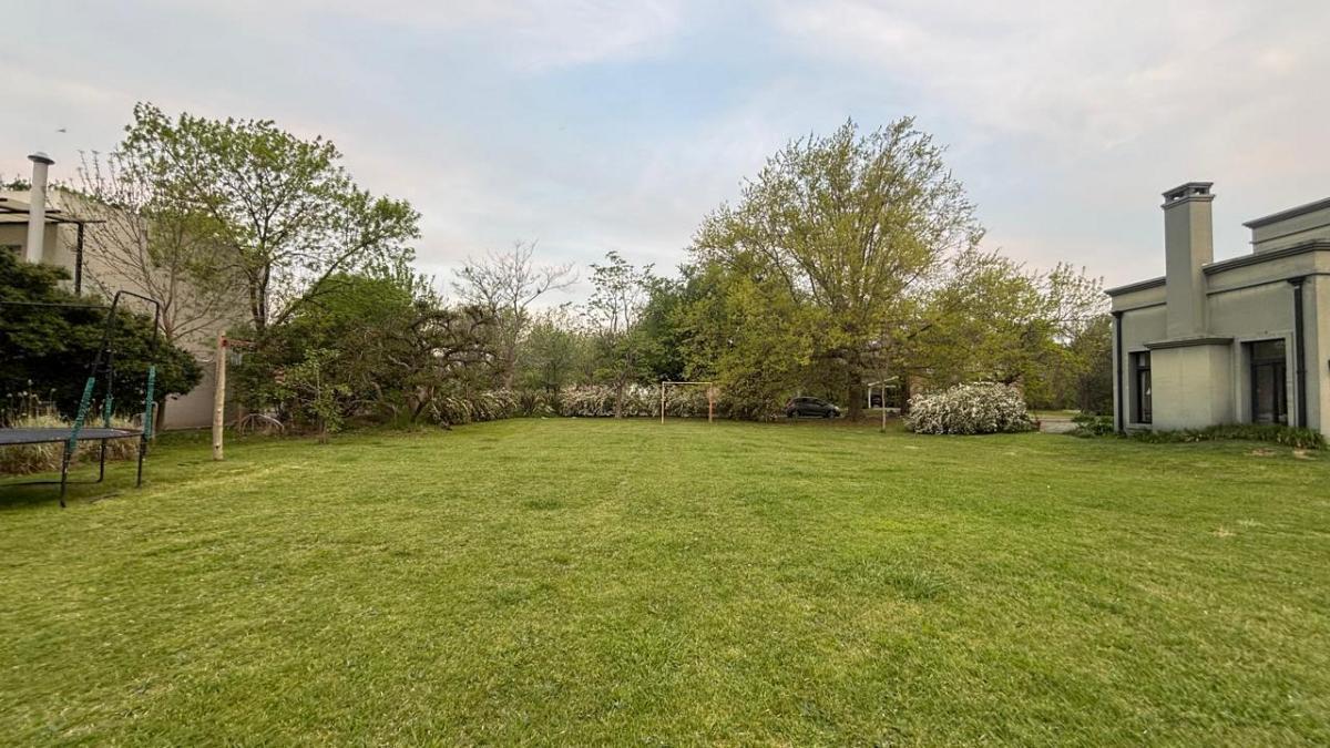 Foto de Lote en venta con vista al campo, imagen 1