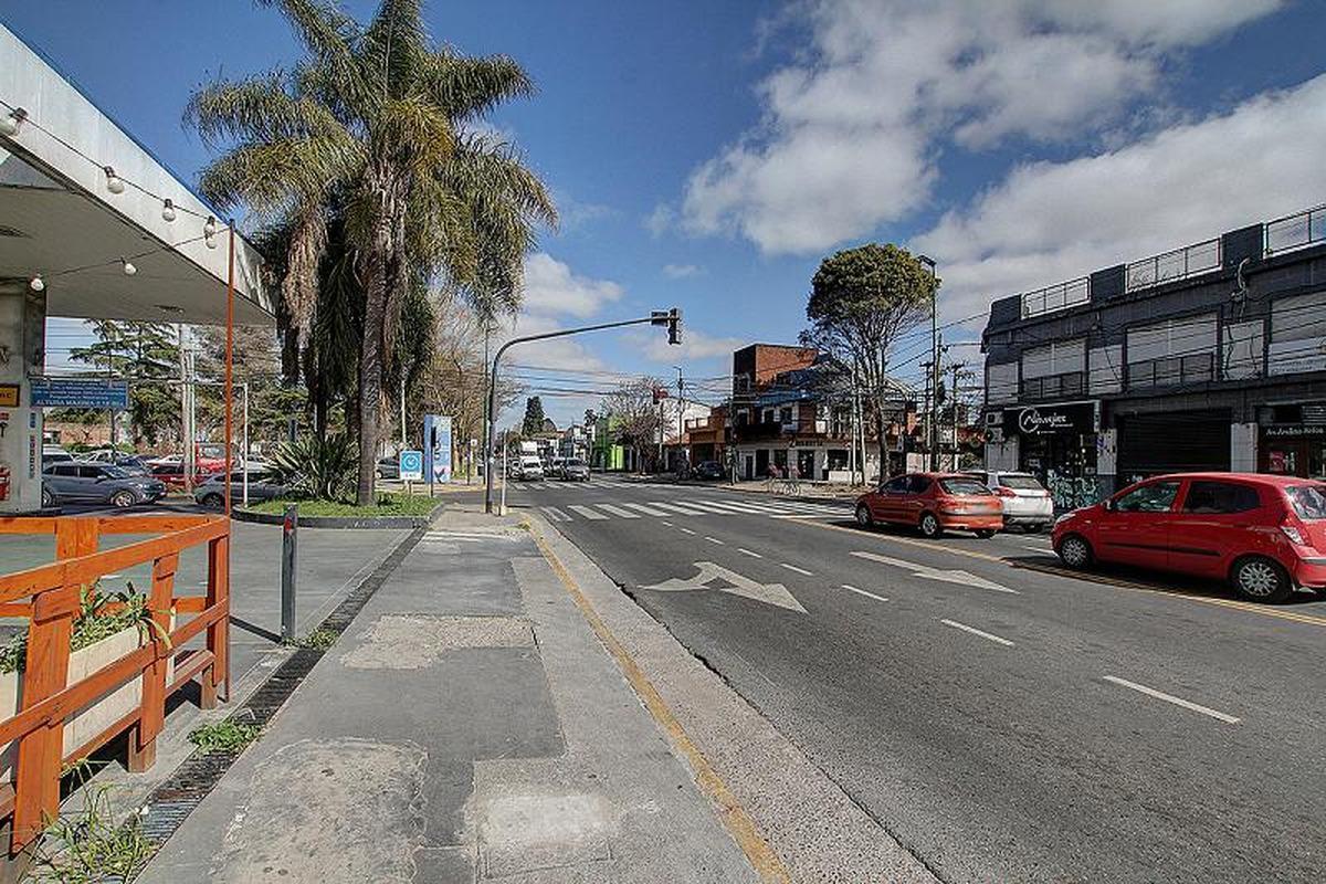 Foto de Venta estacion de servicio y gomeria en esquina de Avenida, imagen 3