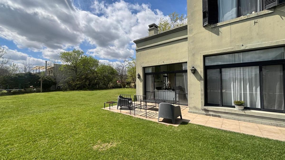 Foto de Casa clasica en 2 plantas con vistas al campo y terreno de 1200 m2, 3, imagen 3