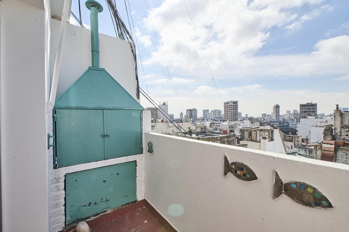 Foto de Excelente semipiso con vista abierta. Balcón al contra-frente. dos, imagen 5