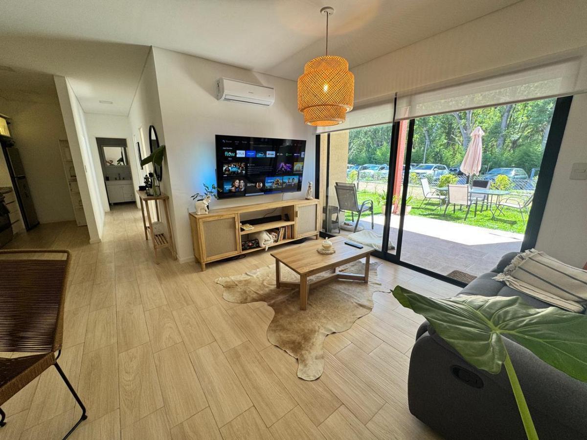 Foto de lindisimo departamento de 3 ambientes con jardin en alquiler, imagen 2