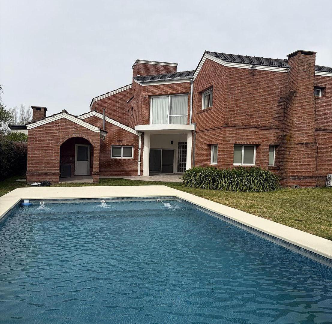 Foto de Casa en alquiler anual 4 dormitorios, La Lomada de Pilar, imagen 2