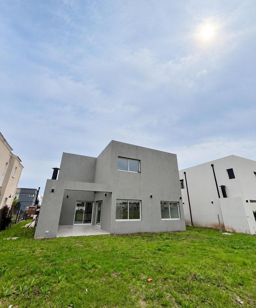 Foto de Oportunidad de venta!! Casa a estrenar en Santa Lucìa!!, imagen 1