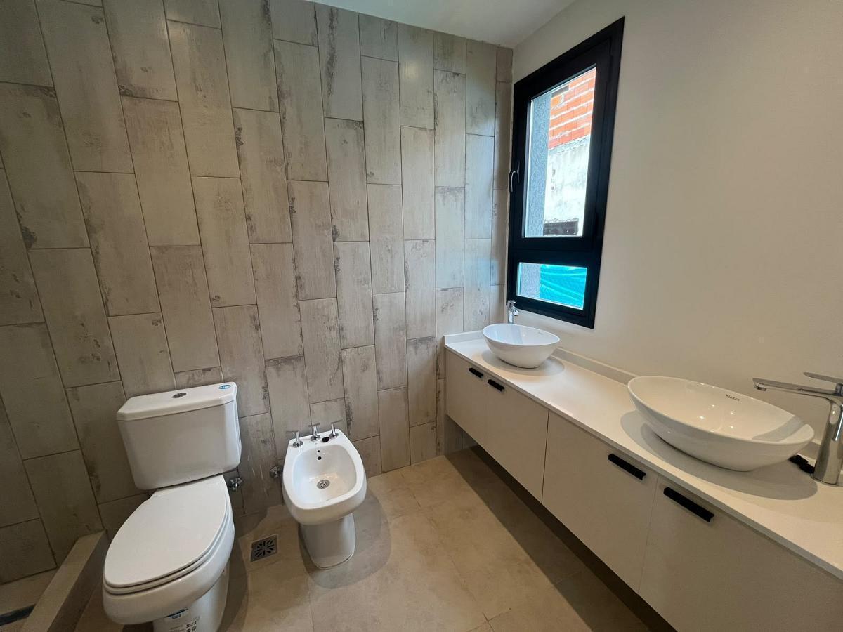 Foto de Excelente Oportunidad!! Casa a estrenar en Santa Lucìa, Pilar del Este., imagen 5