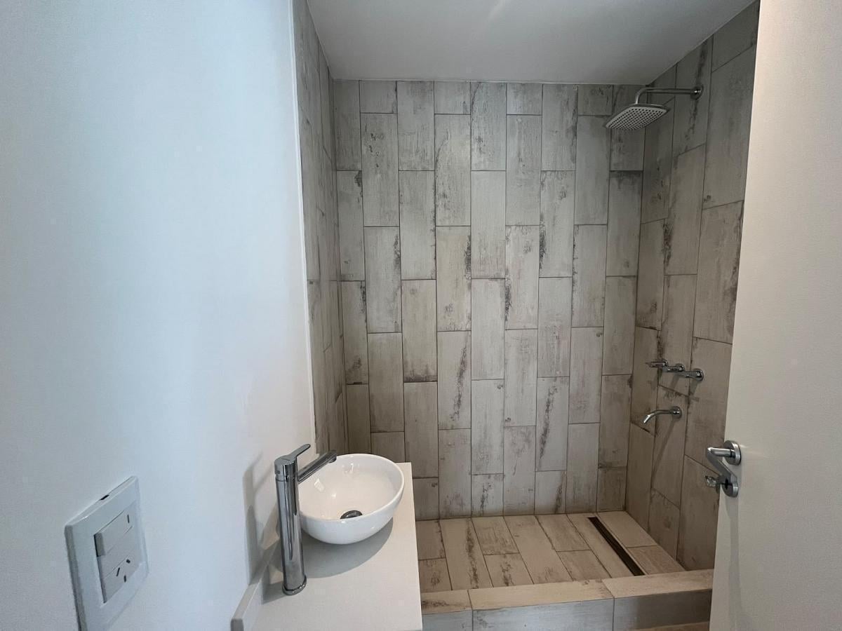 Foto de Excelente Oportunidad!! Casa a estrenar en Santa Lucìa, Pilar del Este., imagen 2
