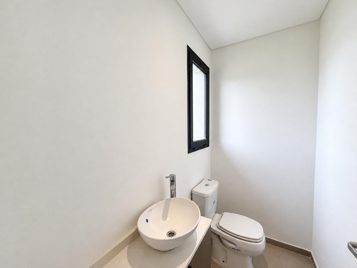 Foto de Oportunidad!! Casa a estrenar en venta en Santa Lucía, Pilar del Este, imagen 4