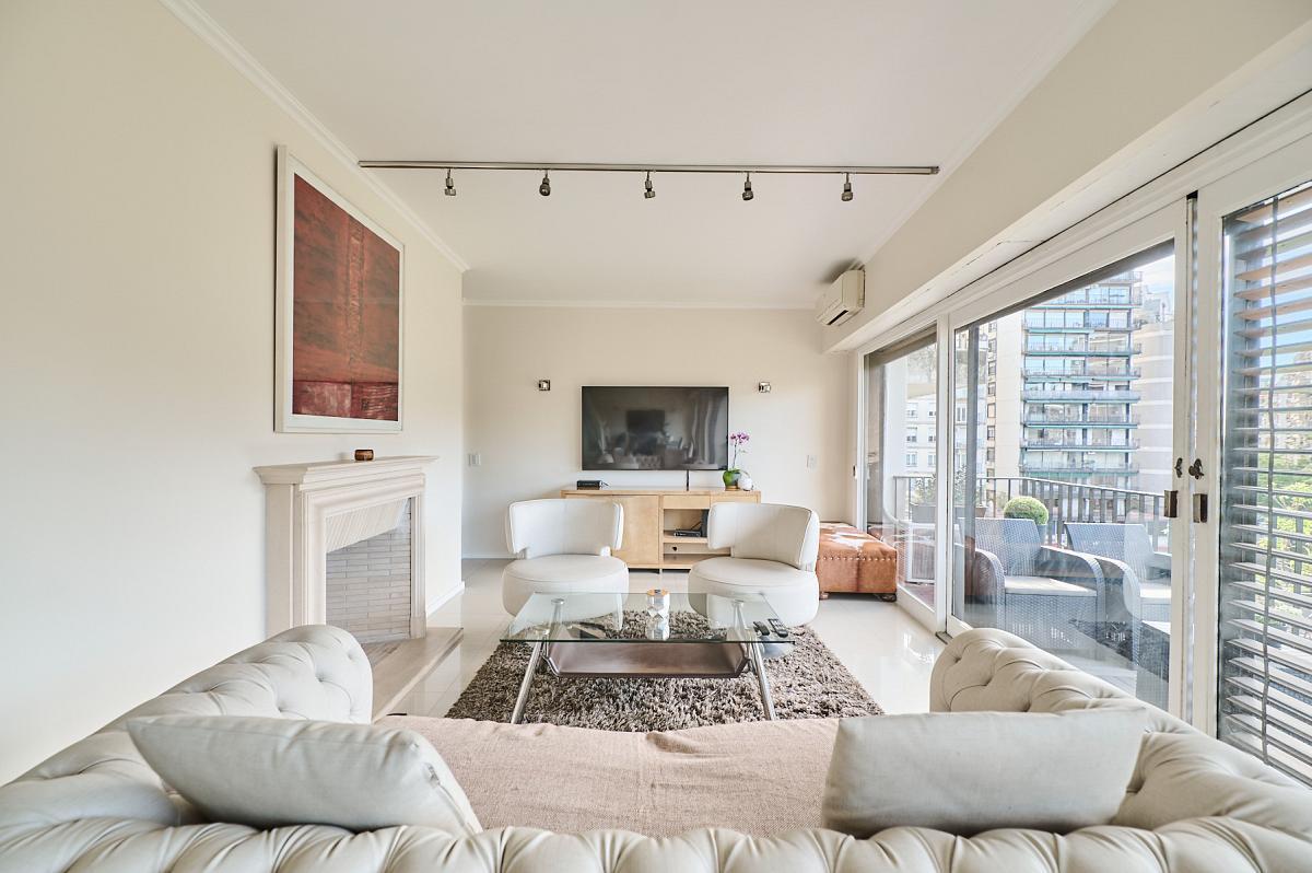 Foto de Plaza Vicente López con vista. 3 dormitorios. A nuevo. Recoleta, imagen 2