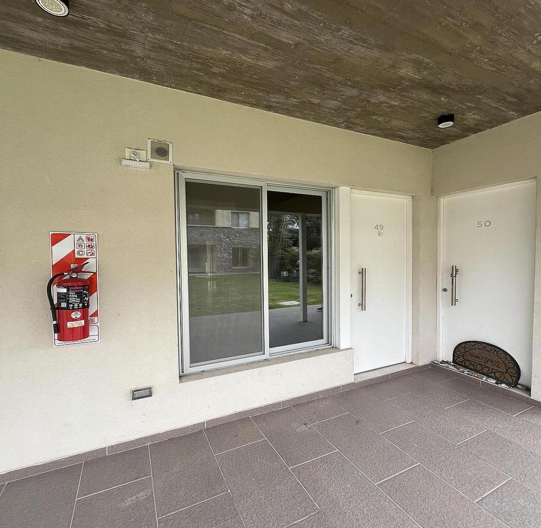 Foto de Departamento 2 Ambientes en Venta en Sauces Cardales con Patio y Cochera, imagen 3