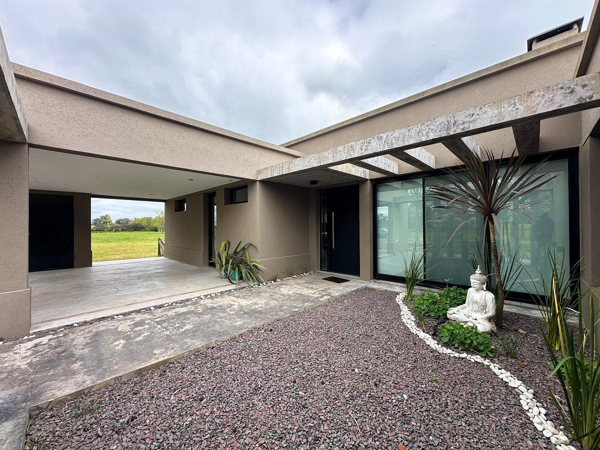 Foto de Casa de estilo campo en barrio Los Silos, Estancia Villa María, imagen 1