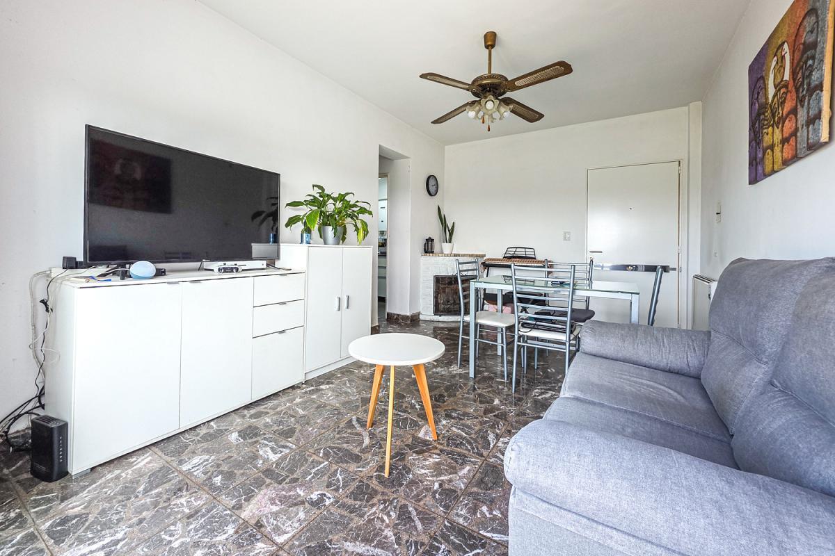 Foto de Venta Departamento 3 ambientes Al frente Luminoso Balcón terraza, imagen 5