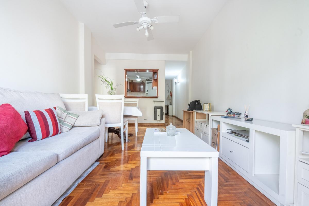 Foto de Venta Departamento 2 ambientes Al frente Luminoso Balcón corrido, imagen 5