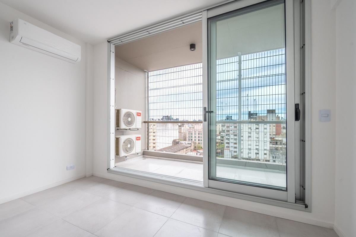 Foto de Alquiler Monserrat 3 Ambientes con balcón. Edificio Full Amenities, imagen 2