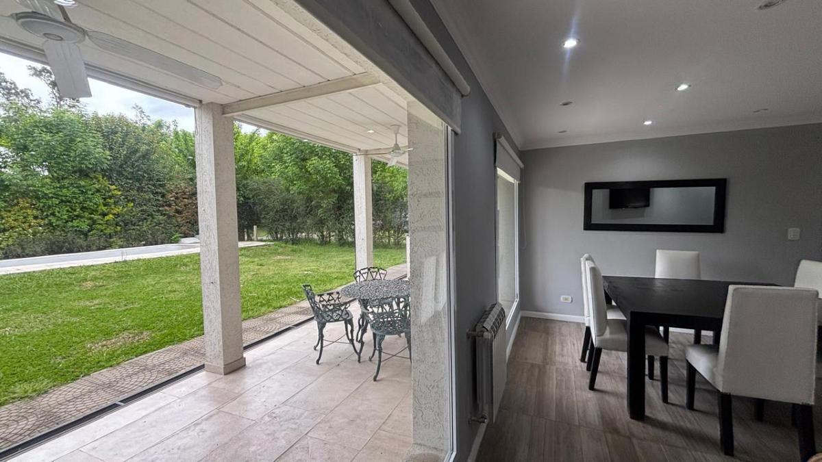 Foto de Linda casa en 2 plantas en la Cuesta Pilar, imagen 2
