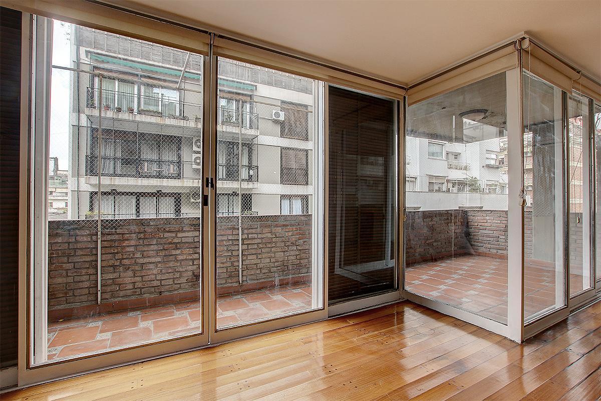 Foto de Tres dormitorios. Cochera fija. Seguridad 24 hs. Piscina. Una suite, imagen 5