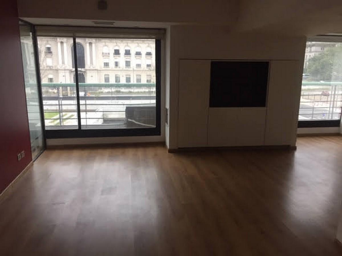 Foto de Oficina en Puerto Madero de 120 m2 y 4 cocheras. Dock 8. Esquina, imagen 4