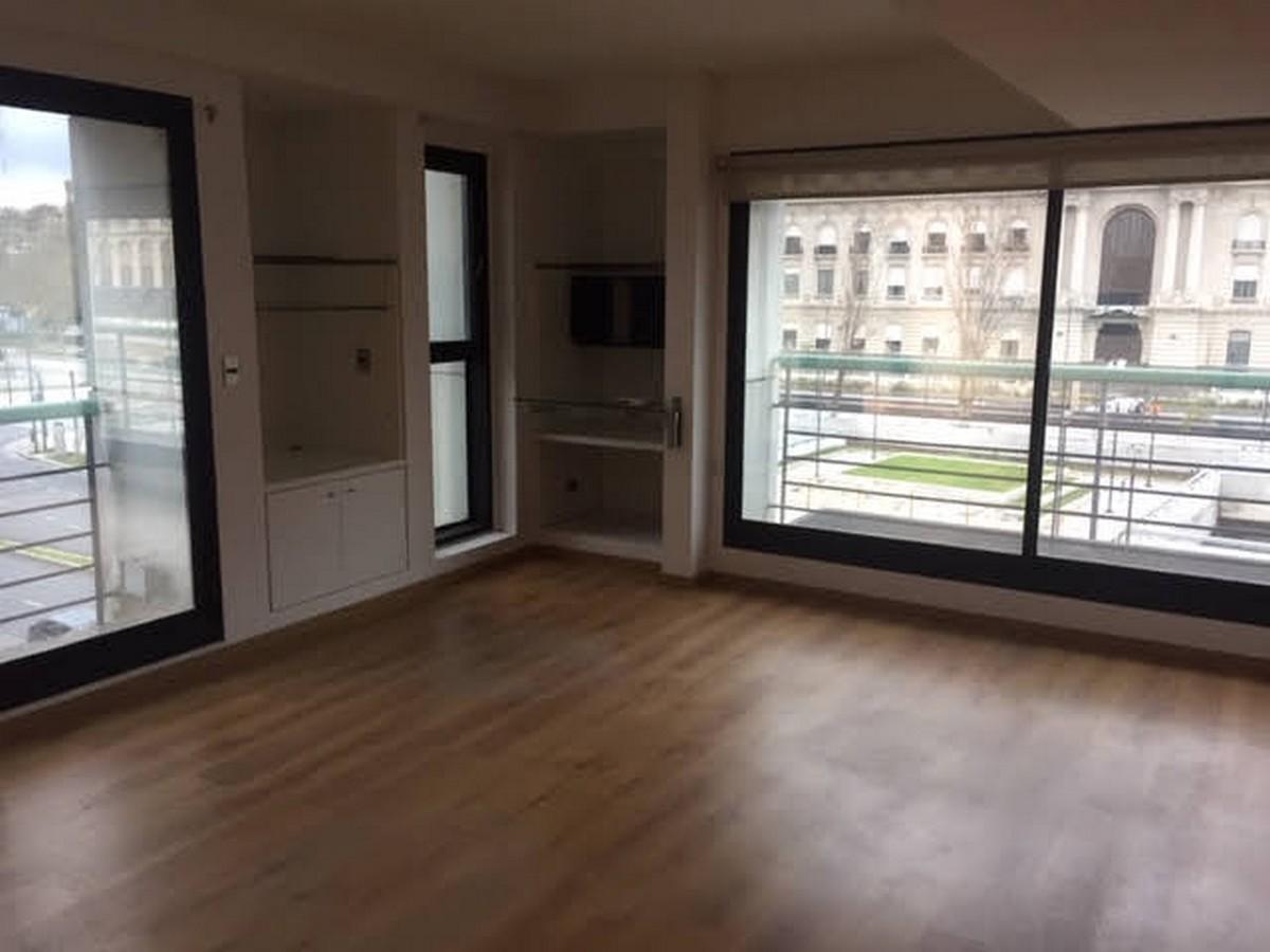 Foto de Oficina en Puerto Madero de 120 m2 y 4 cocheras. Dock 8. Esquina, imagen 5