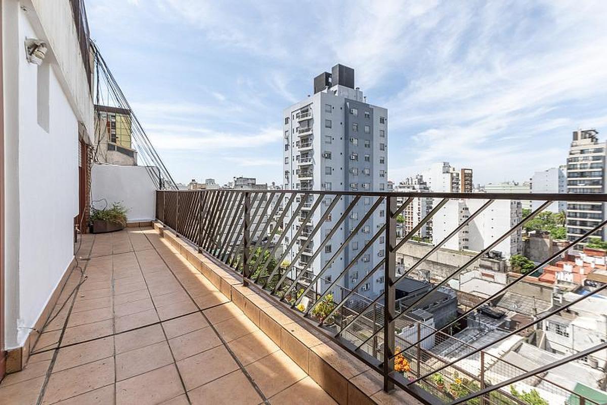 Foto de Venta Departamento 3 ambientes Luminoso Balcón Cochera Caballito, imagen 3