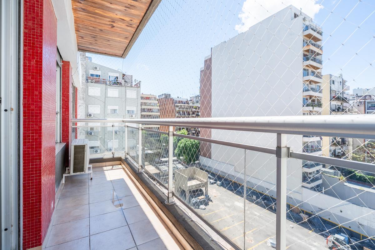 Foto de Venta Departamento 3 ambientes Impecable Semipiso Contrafrente Balcón, imagen 3