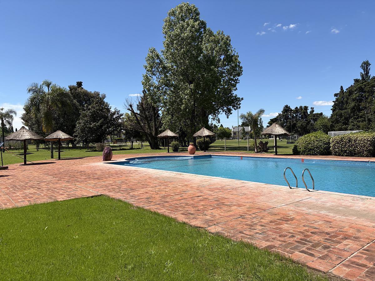 Foto de Exclusivo Lote al Golf, imagen 3