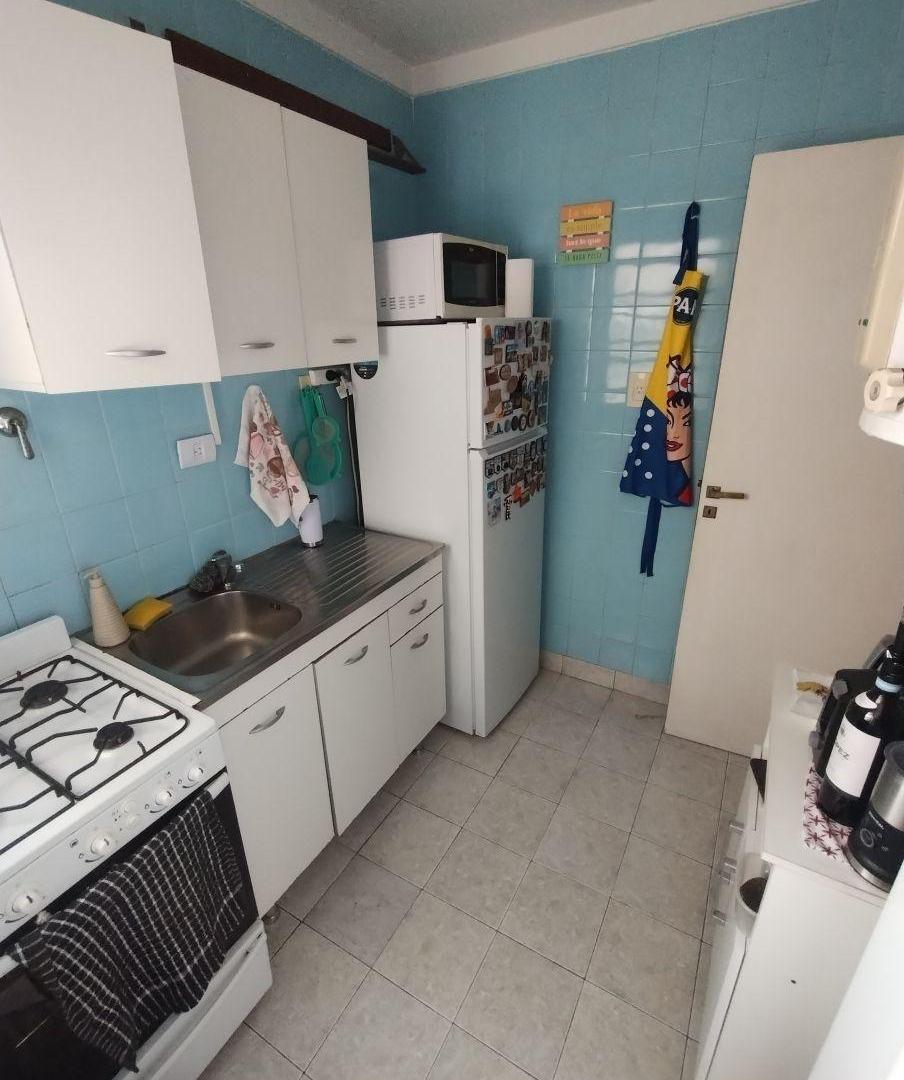 Foto de 2 AMBIENTES, EXCELENTE UBICACION, COCINA, LAVADERO Y BAÑO COMPLETO, imagen 3