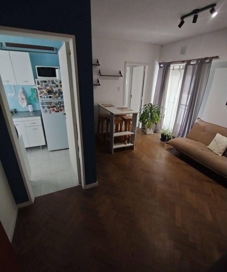 Foto de 2 AMBIENTES, EXCELENTE UBICACION, COCINA, LAVADERO Y BAÑO COMPLETO, imagen 4
