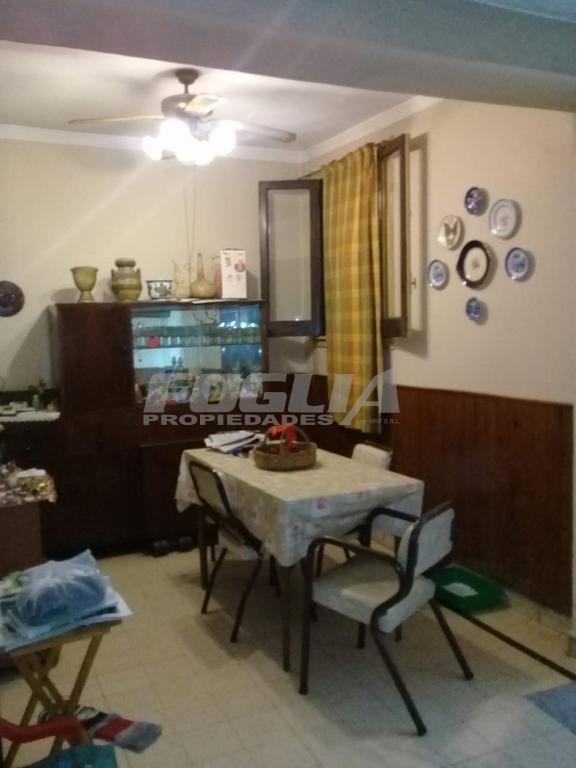 Casa con Cochera - Av Brasil 2700 3