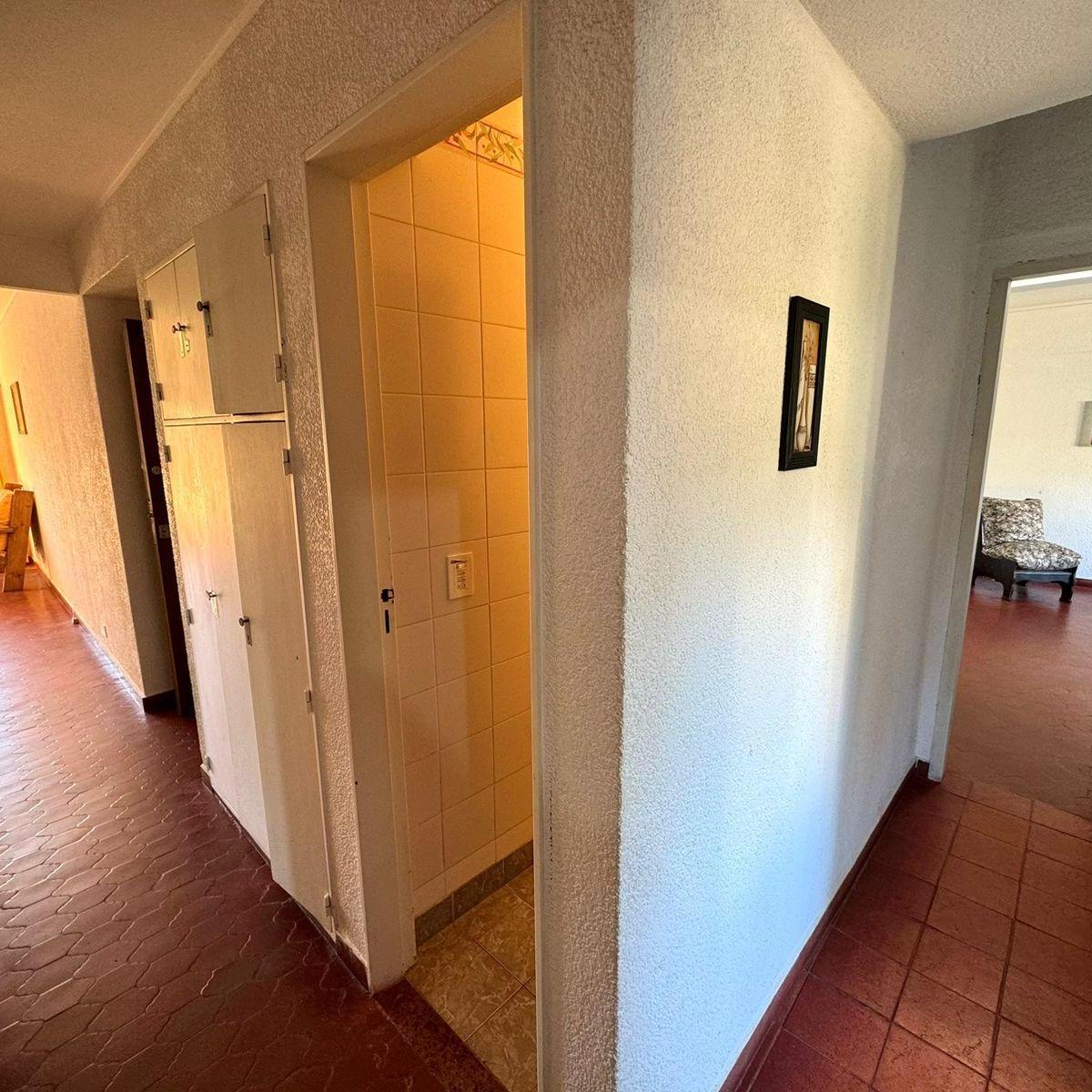 Foto de PINAMAR CENTRO - DEPARTAMENTO LIBERTADOR, imagen 2