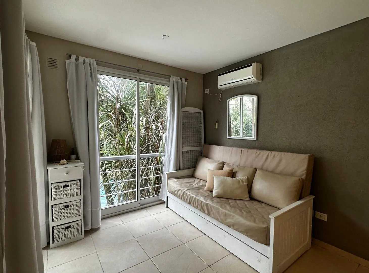PINAMAR - DEPARTAMENTO MERLUZA , COMPLEJO CON PILETA 5