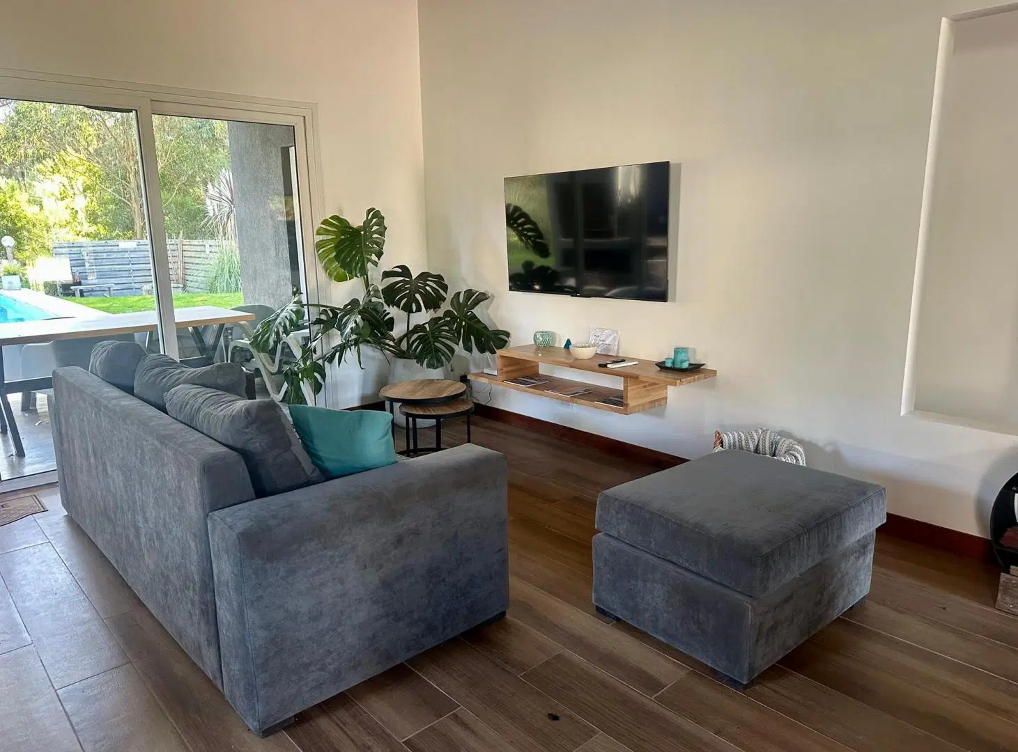 SENDEROS III  COSTA ESMERALDA -MODERNA Y FUNCIONAL CASA CON PILETA 2