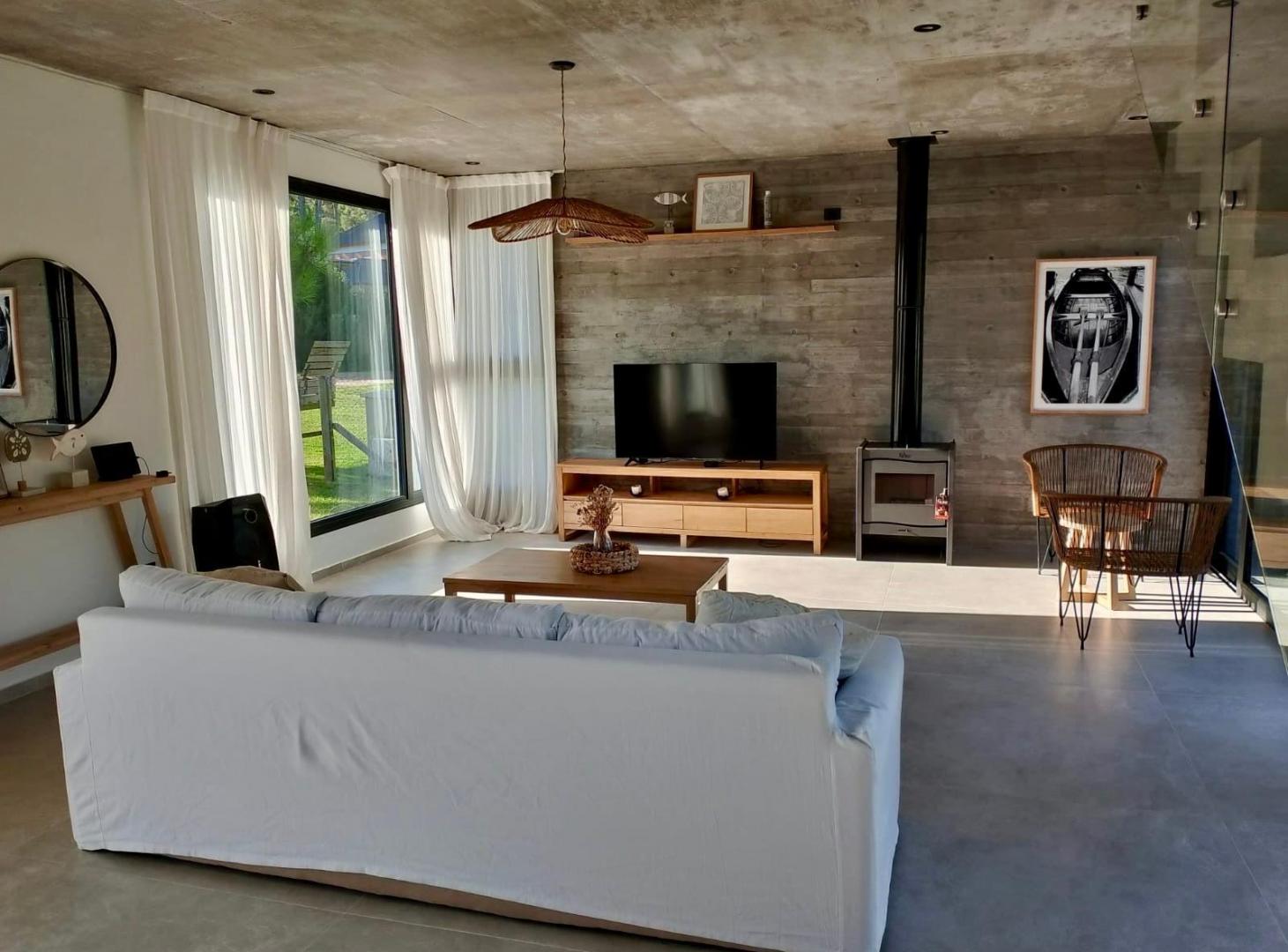 Foto de PINAMAR - CASA DE CATEGORIA TRES CARABELAS, imagen 1