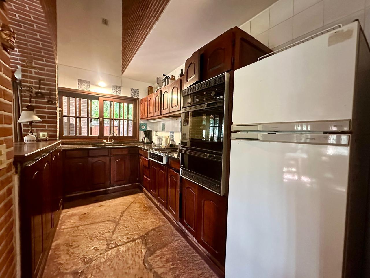 Foto de PINAMAR - Chalet en venta en Pinamar ubicado a 150 m del mar, imagen 3