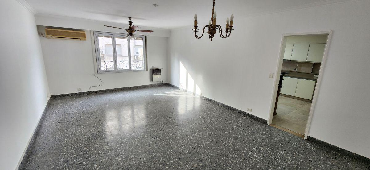 Foto de PARAGUAY Y AV. PUEYRREDÓN. Piso de 4 ambientes con cocina comedor, imagen 4