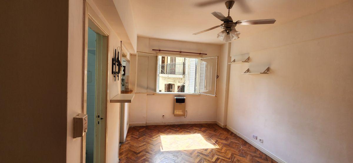 Foto de BARRIO NORTE Laprida 1200 2° Piso TODO Luz y sol Cocina Separada lugar, imagen 1