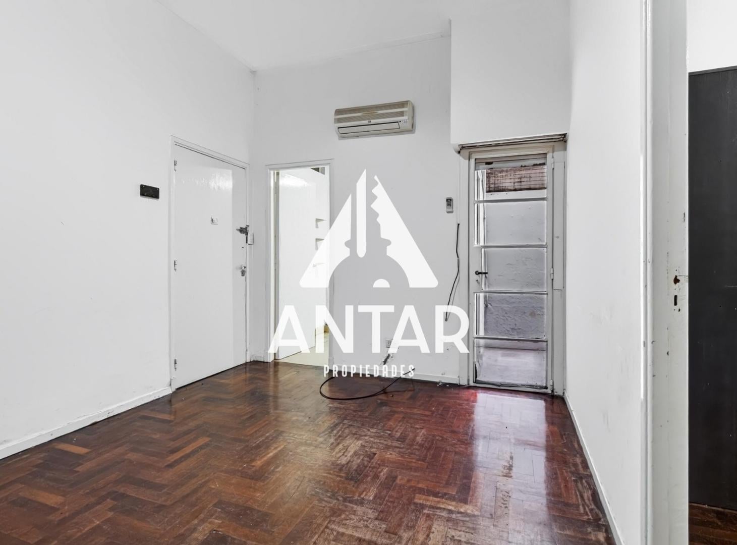 Foto de Un refugio con patio en la ciudad, imagen 1
