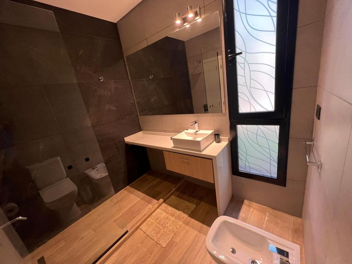 Casa en Venta Villa Robles 5