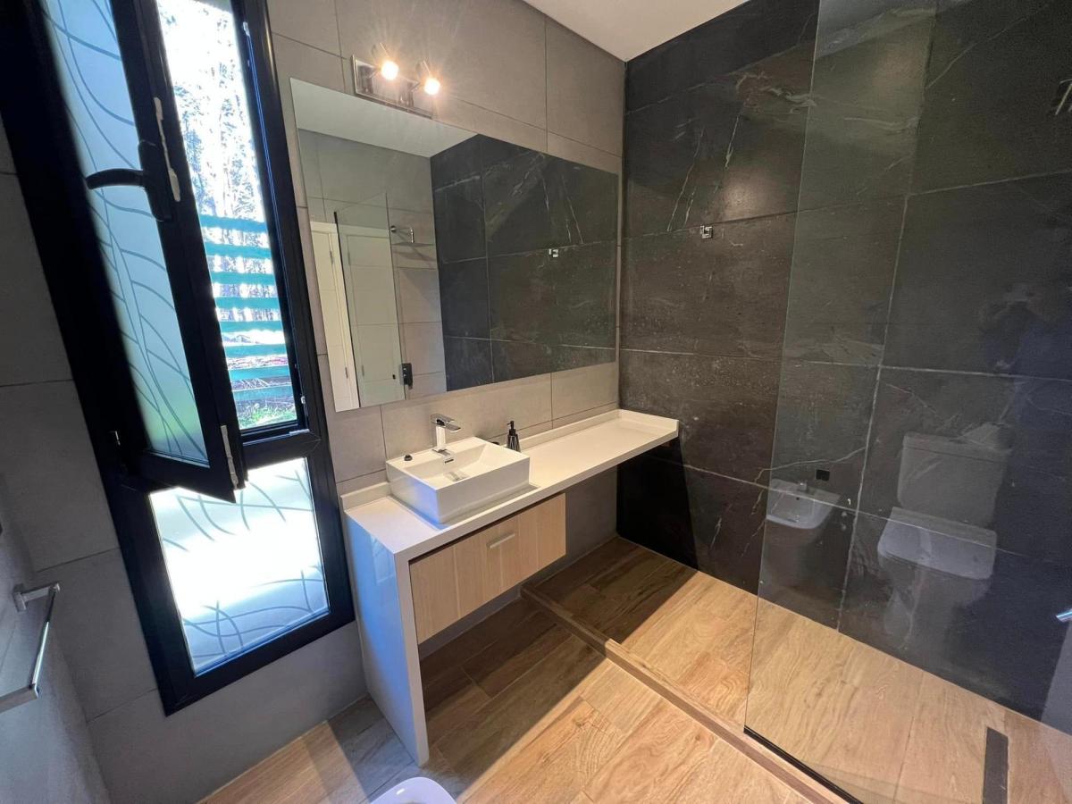 Casa en Venta Villa Robles 4