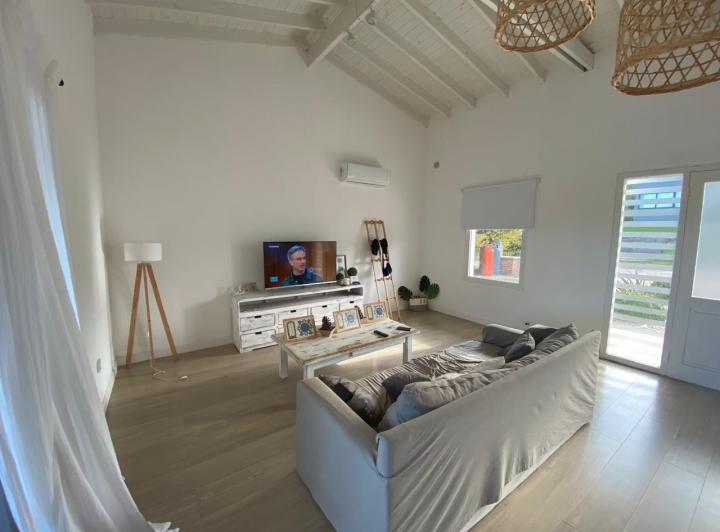 CASA EN ALQUILER EN COSTA ESMERALDA - ECUESTRE 467 2