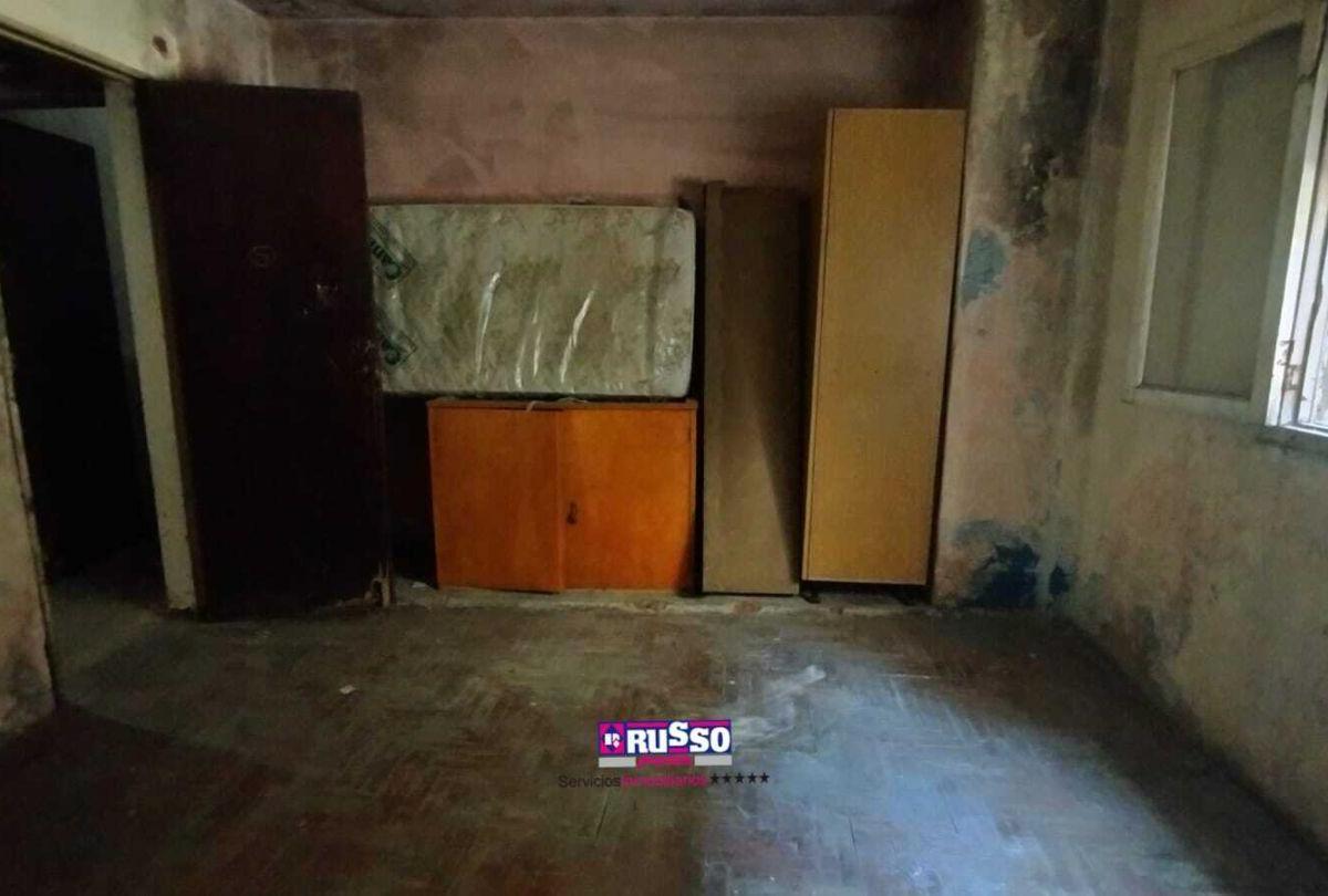 Foto de Venta Casa 3 Ambientes Lomas del Mirador, imagen 3