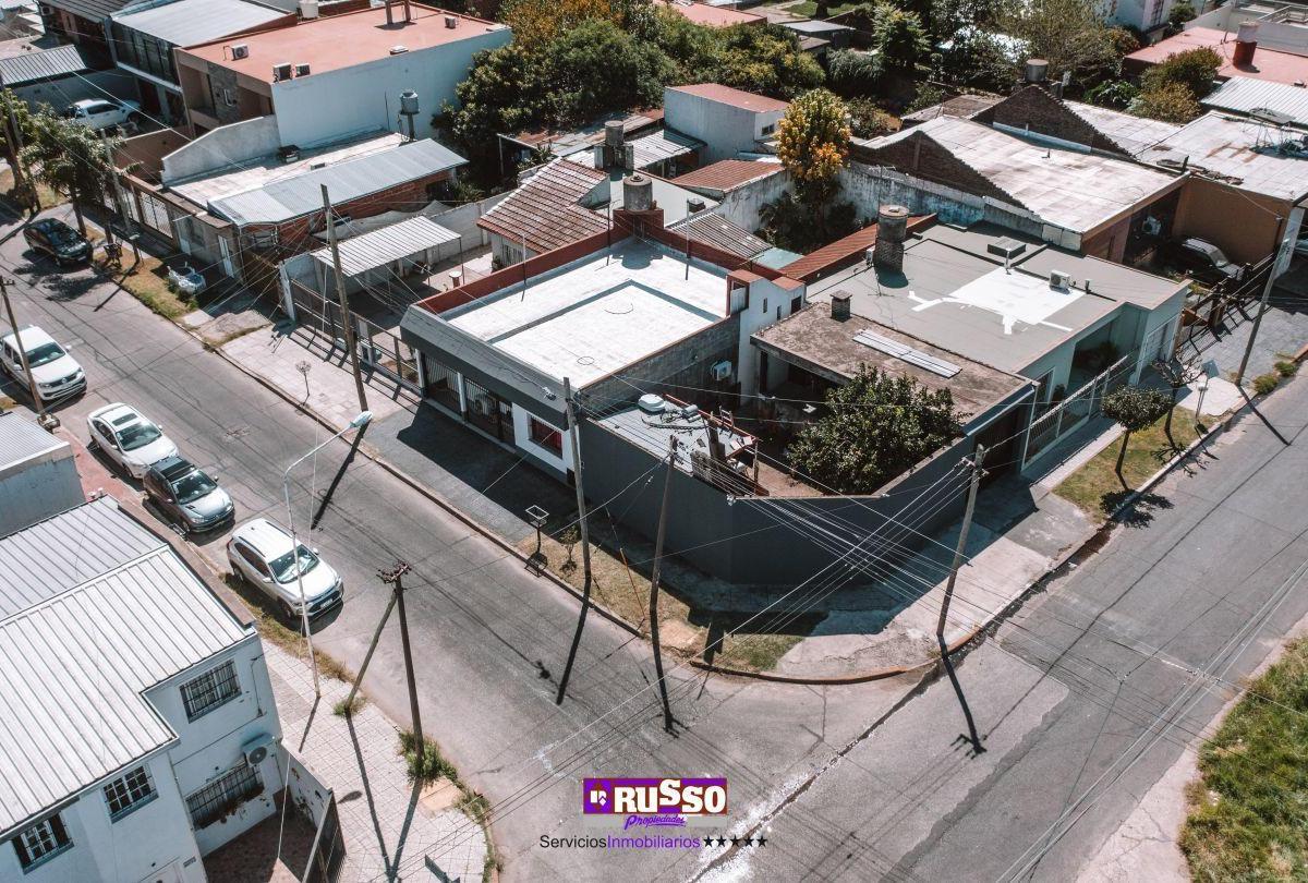 Foto de Venta Casa 3 Ambientes Isidro Casanova, imagen 3