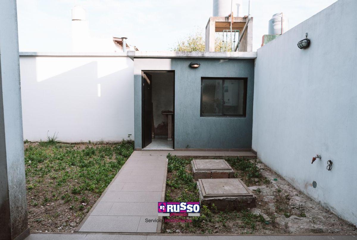 Venta Departamento 3 Ambientes y 2 Locales Comerciales 1