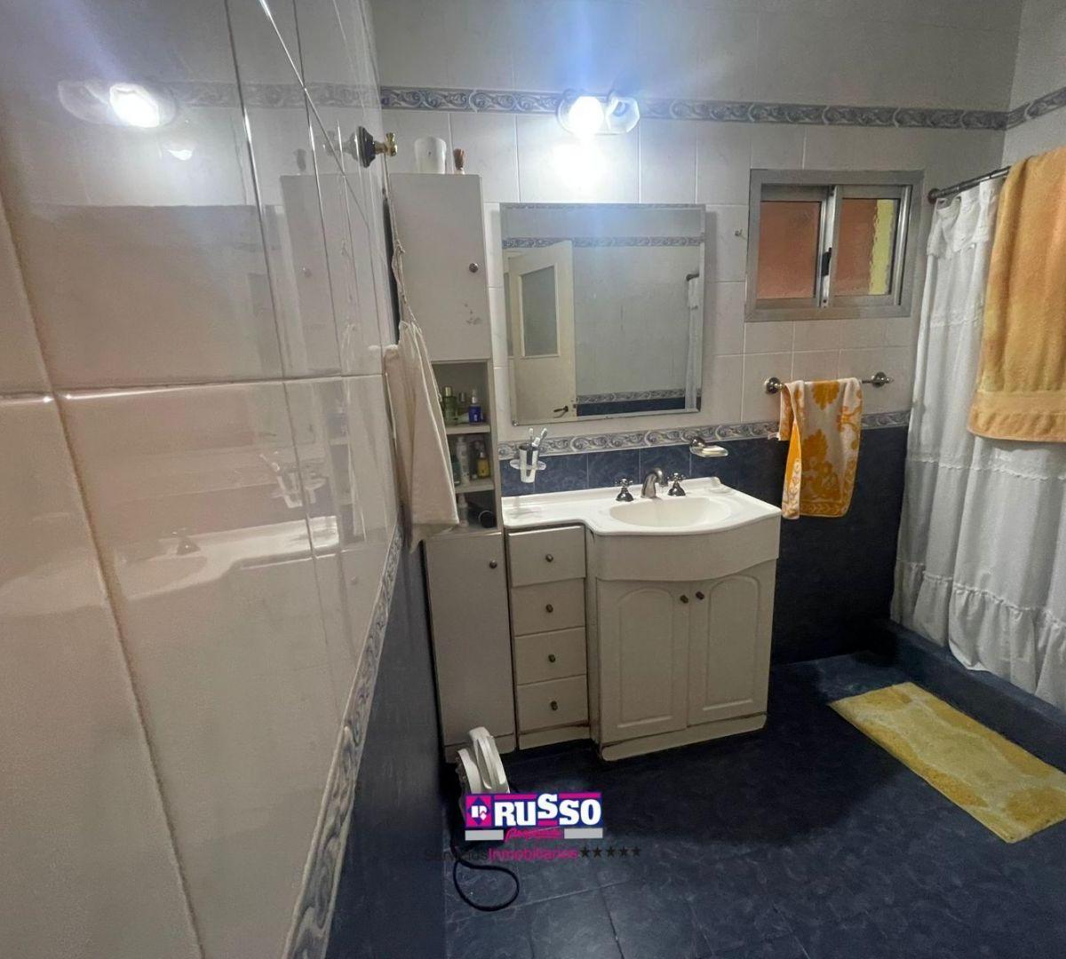 Venta Departamento 4 Ambientes Isidro Casanova 5