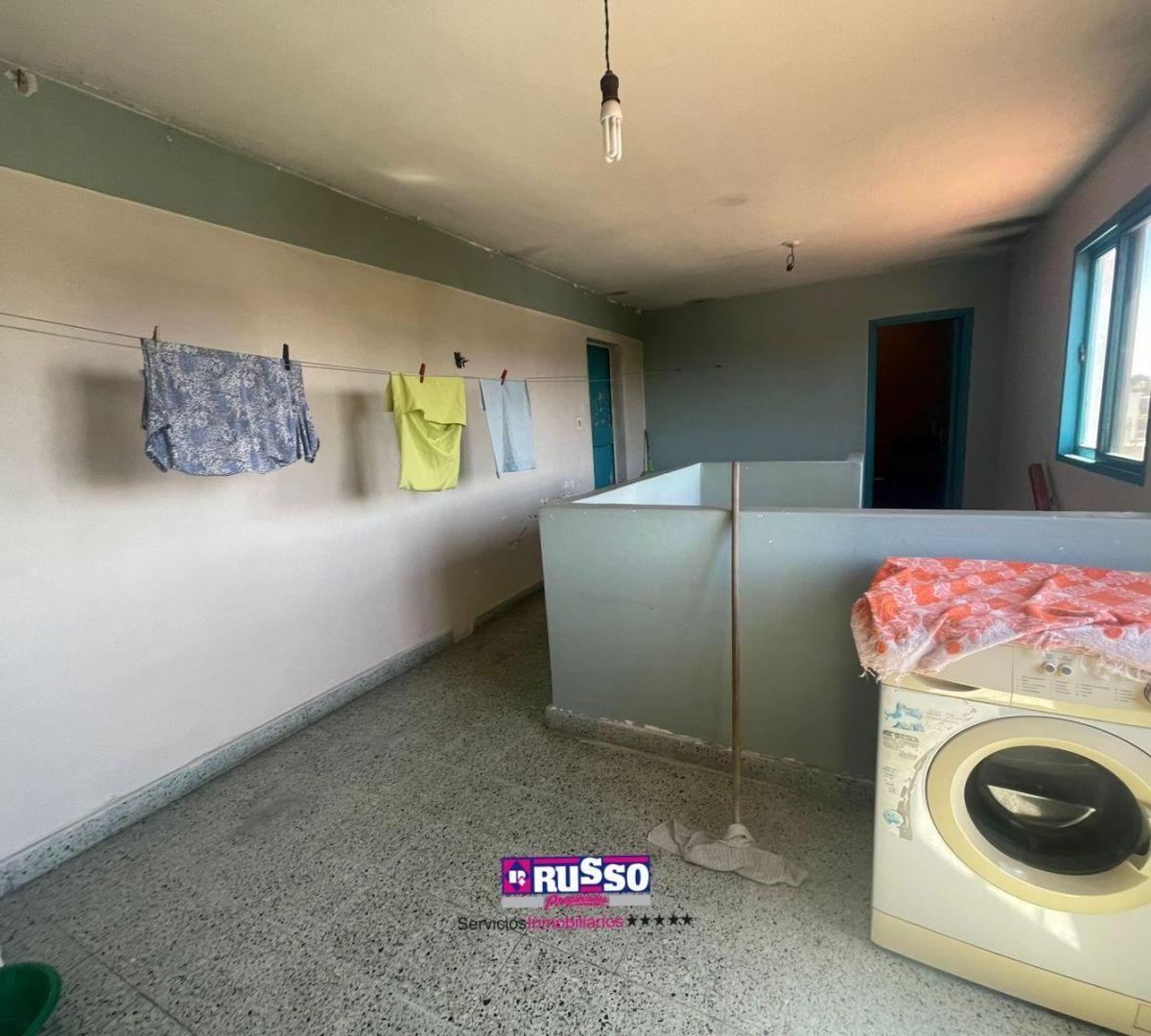 Venta Departamento 4 Ambientes Isidro Casanova 4