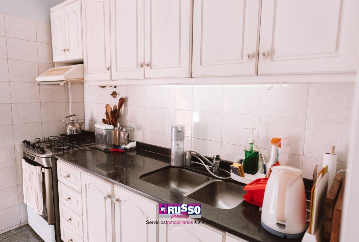 Venta semi piso 4 ambientes San justo