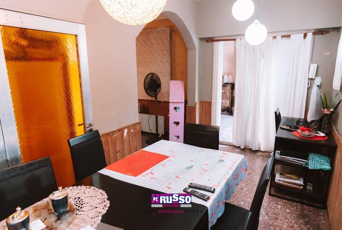 Foto de Venta casa 4 ambientes Ramos Mejia, imagen 2