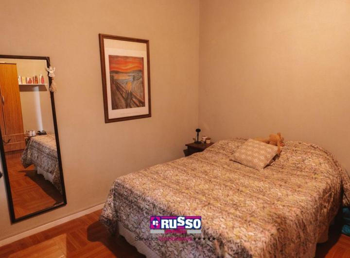 Venta Casa de 4 ambientes con Jardín - El Palomar, Morón