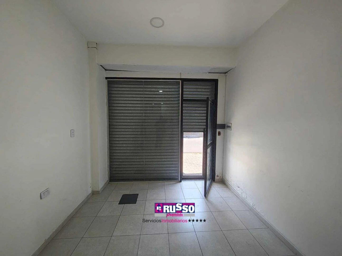Foto de Alquiler Local Comercial en San Justo, imagen 3
